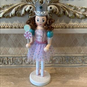 NWT Dabney Lee 14” Pink Nutcracker Holiday